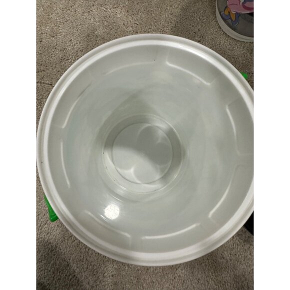 Disney Mickey & Friends Plastic Bucket cups With Lids - Picture 5 of 11